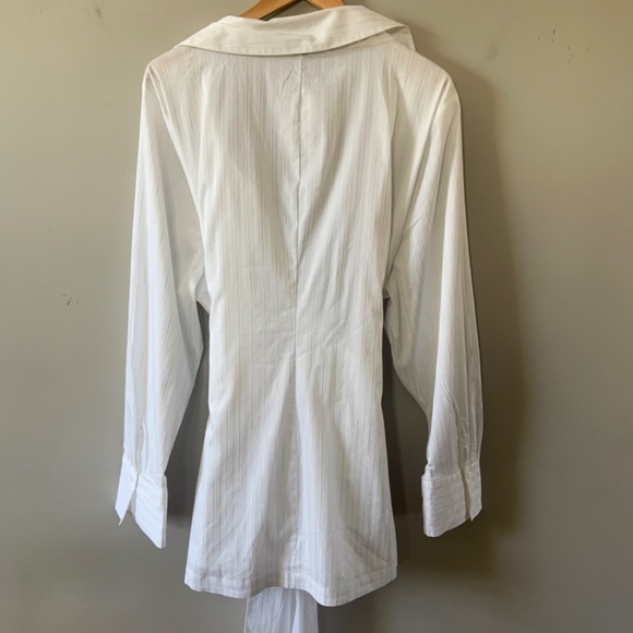 Lane Bryant white tie blouse/dress NWT - Picture 2 of 3